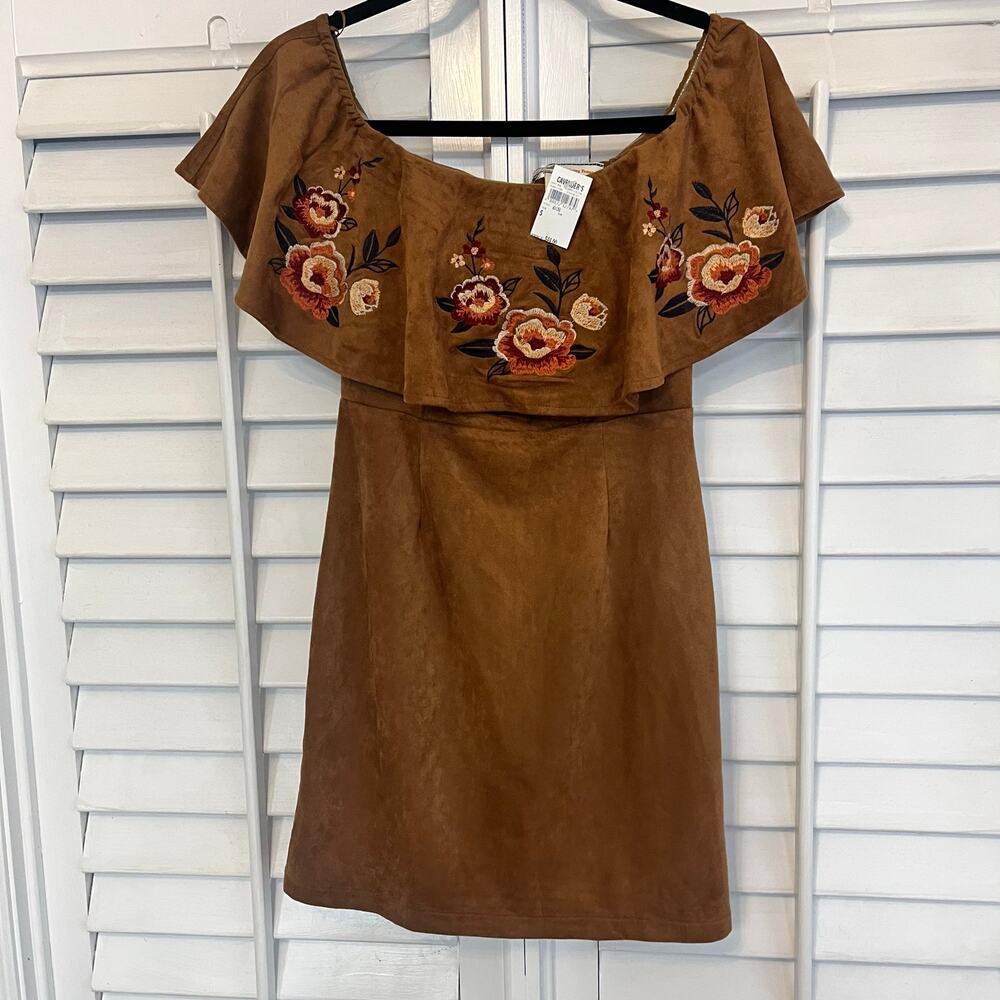 A. Calvin By Flying Tomato’s Brown Suede Embroidered Dress Size‎ Small